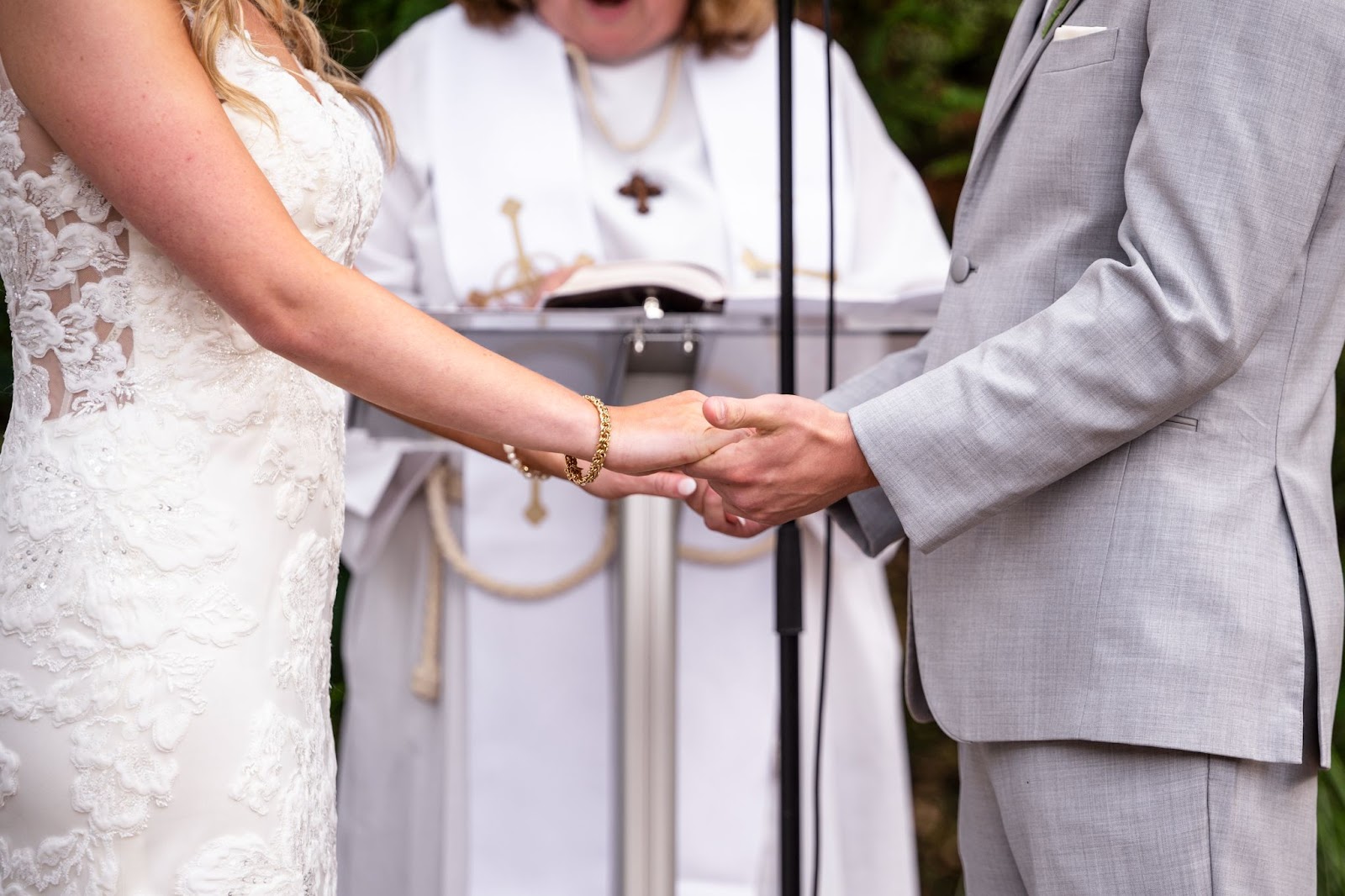 Changing Your Name After the Wedding: A Step-by-Step Guide